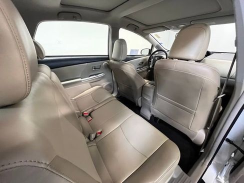 Used 2015 Toyota Prius V Five w/ Advanced Technology Package image 12
