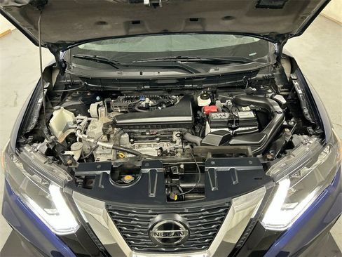 Used 2019 Nissan Rogue SV image 23