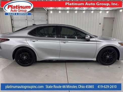 Used 2021 Toyota Camry XSE FWD image 6