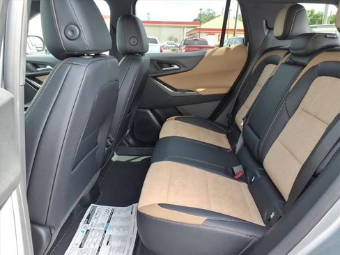 New 2026 Chevrolet Equinox ACTIV w/ Convenience Package III FWD image 14