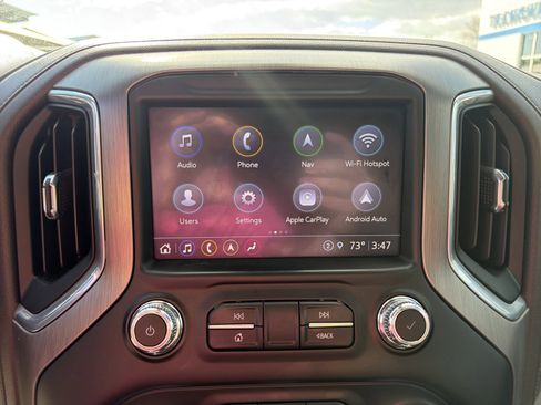 Used 2022 GMC Sierra 2500 Denali w/ Technology Package AWD/4WD image 17
