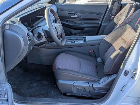 New 2026 Nissan Sentra SR w/ Floor Mat Package FWD image 11