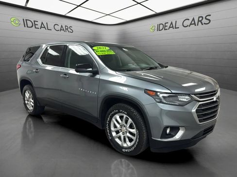 Used 2021 Chevrolet Traverse LS AWD/4WD image 7