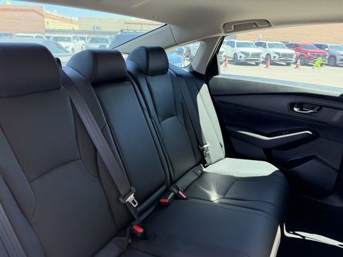 Used 2023 Honda Accord EX-L image 37