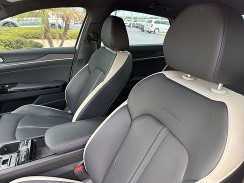 Used 2025 Kia K5 GT-Line image 19