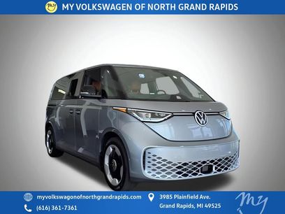 New 2025 Volkswagen ID. Buzz Pro S