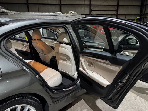 Used 2014 BMW 528i Sedan image 20