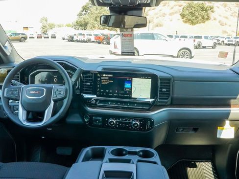 Used 2025 GMC Sierra 2500 SLE w/ SLE Value Package; image 22