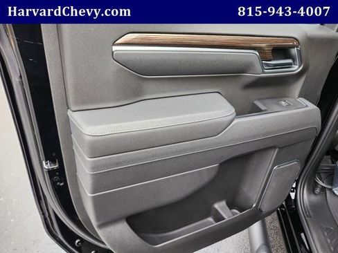Used 2026 Chevrolet Silverado 1500 RST AWD/4WD image 33