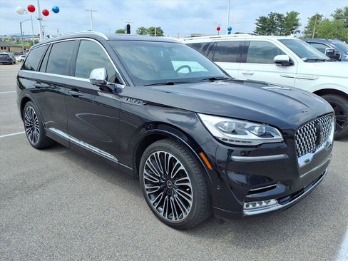 Used 2021 Lincoln Aviator Black Label w/ Dynamic Handling Package AWD/4WD image 3