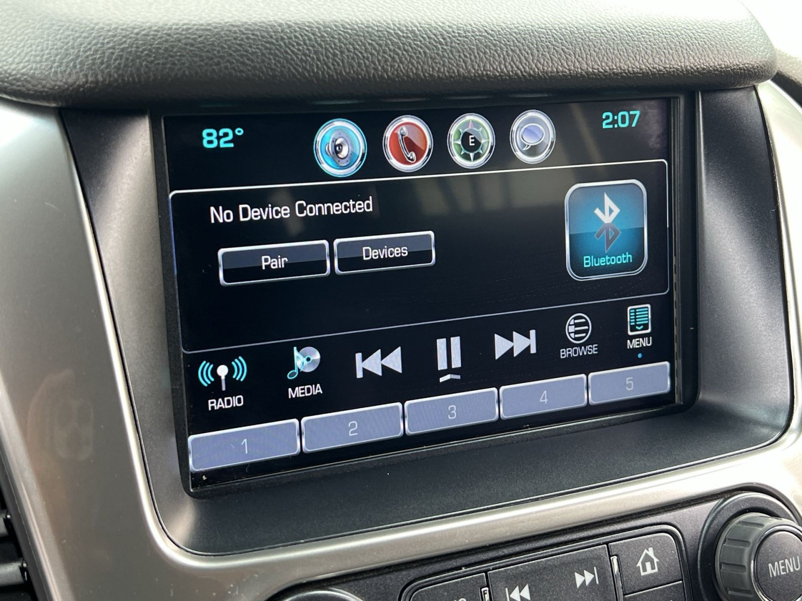 Used 2019 Chevrolet Tahoe LS w/ Enhanced Driver Alert Package AWD/4WD image 17