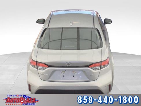 Used 2024 Toyota Corolla LE image 7