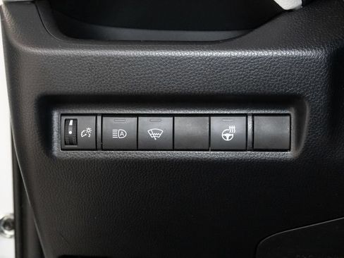 Used 2020 Toyota RAV4 XLE w/ XLE Grade Weather Package AWD/4WD image 13