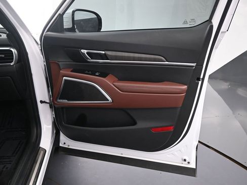 Certified 2023 Kia Telluride SX Prestige AWD/4WD image 25