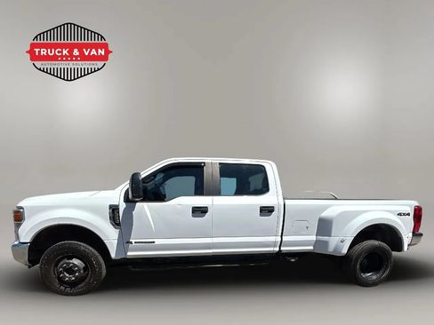 Used 2021 Ford F350 XL w/ Power Equipment Group AWD/4WD image 2
