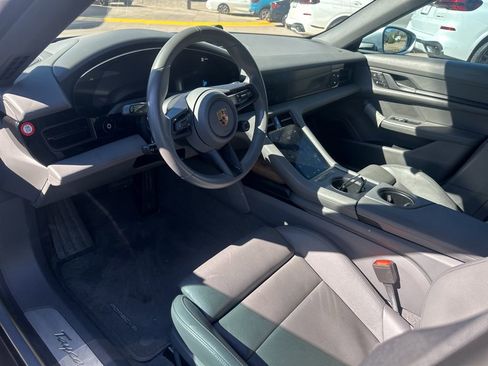 Used 2023 Porsche Taycan 4S image 7