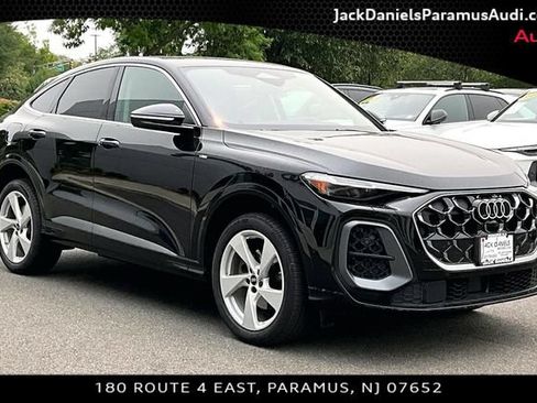 Used 2025 Audi Q5 Premium Plus w/ Premium Plus AWD/4WD image 9