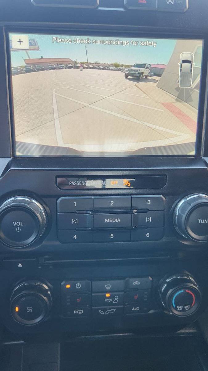 Used 2018 Ford F150 XLT w/ Equipment Group 302A Luxury AWD/4WD image 15