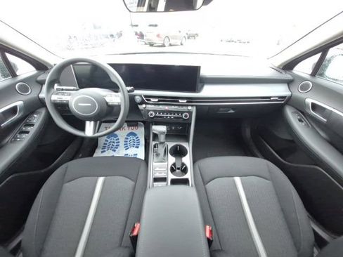 New 2026 Hyundai Sonata SE FWD image 20