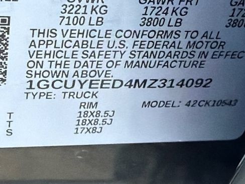 Used 2021 Chevrolet Silverado 1500 RST AWD/4WD image 31