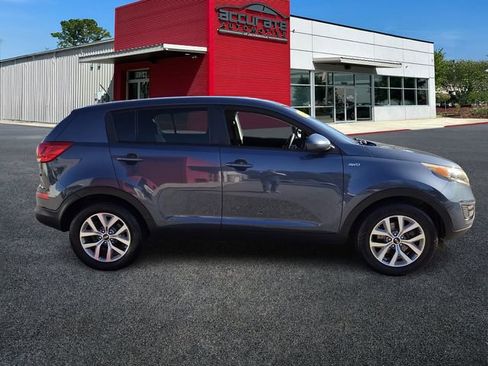 Used 2016 Kia Sportage LX image 6