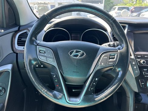 Used 2019 Hyundai Santa Fe XL AWD/4WD image 14