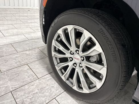 Used 2023 GMC Yukon Denali AWD/4WD image 34