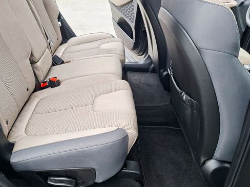 Used 2020 Hyundai Santa Fe SEL image 12