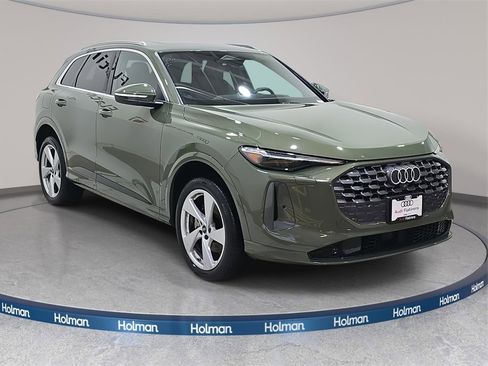 Used 2025 Audi Q5 Premium Plus w/ Premium Plus image 4