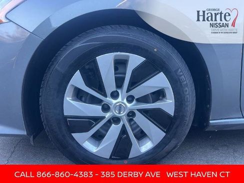 Certified 2022 Nissan Altima 2.5 S image 24