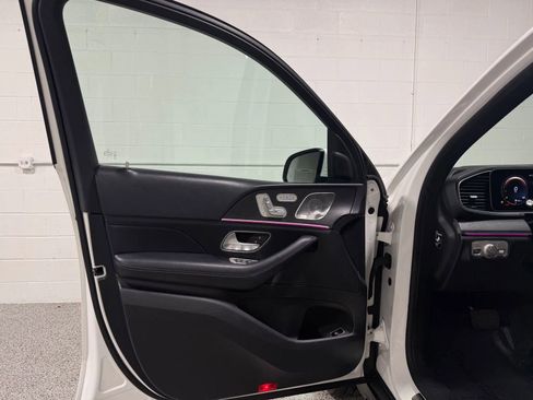 Used 2021 Mercedes-Benz GLE 350 4MATIC image 11