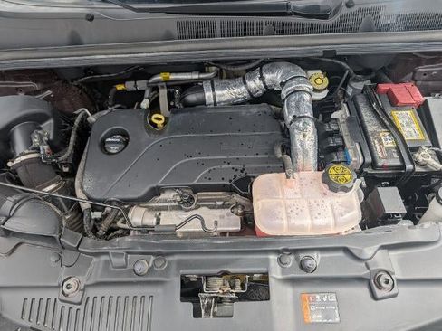 Used 2022 Chevrolet Trax LT w/ Driver Confidence Package image 7