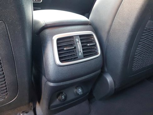 Certified 2017 Kia Sorento FWD image 13