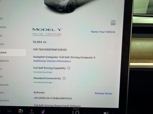 Used 2022 Tesla Model Y Performance image 13