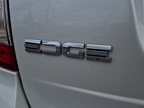 Used 2013 Ford Edge Limited AWD/4WD image 29
