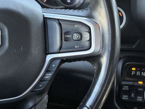 Used 2022 RAM 1500 Big Horn AWD/4WD image 11