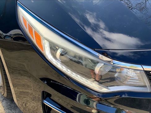 Used 2016 Kia Optima EX image 27