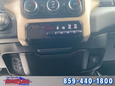 Used 2019 RAM 1500 Laramie image 43