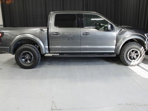 Used 2018 Ford F150 Raptor w/ Equipment Group 802A Luxury image 13