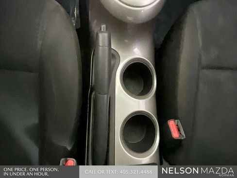 Used 2015 Nissan Juke SV w/ Technology Package image 37