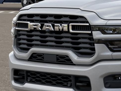 New 2026 RAM 2500 Big Horn AWD/4WD image 7