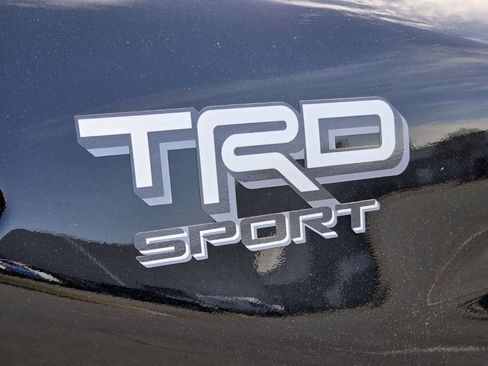 Used 2024 Toyota Tacoma TRD Sport AWD/4WD image 11