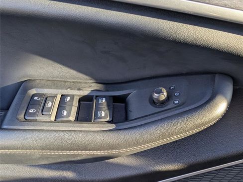 Used 2022 Jeep Grand Cherokee L Limited image 20