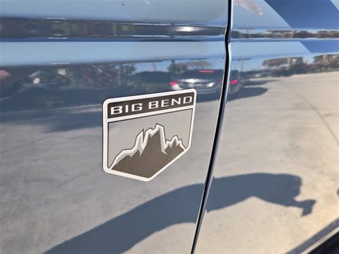 Used 2023 Ford Bronco Big Bend image 12
