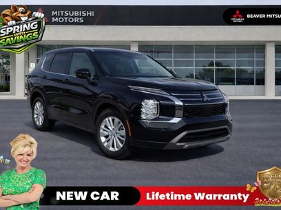 New 2026 Mitsubishi Outlander ES