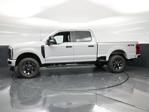 New 2026 Ford F250 XL w/ STX Appearance Package AWD/4WD image 9