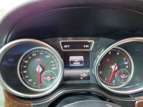 Used 2019 Mercedes-Benz GLS 450 4MATIC image 24