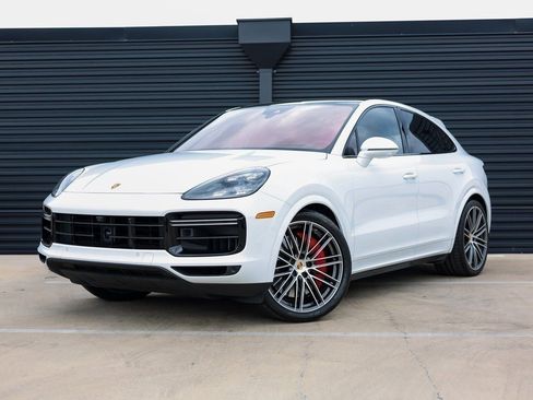 Certified 2023 Porsche Cayenne Turbo image 1