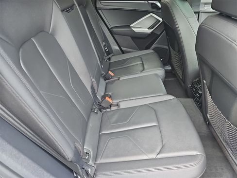 Used 2021 Audi Q3 2.0T Premium Plus w/ Premium Plus Package image 17