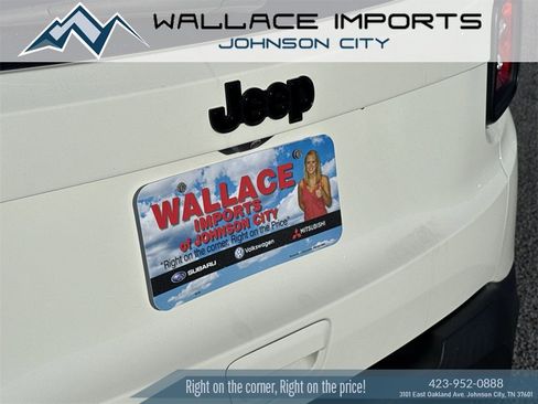 Used 2023 Jeep Renegade Latitude image 10